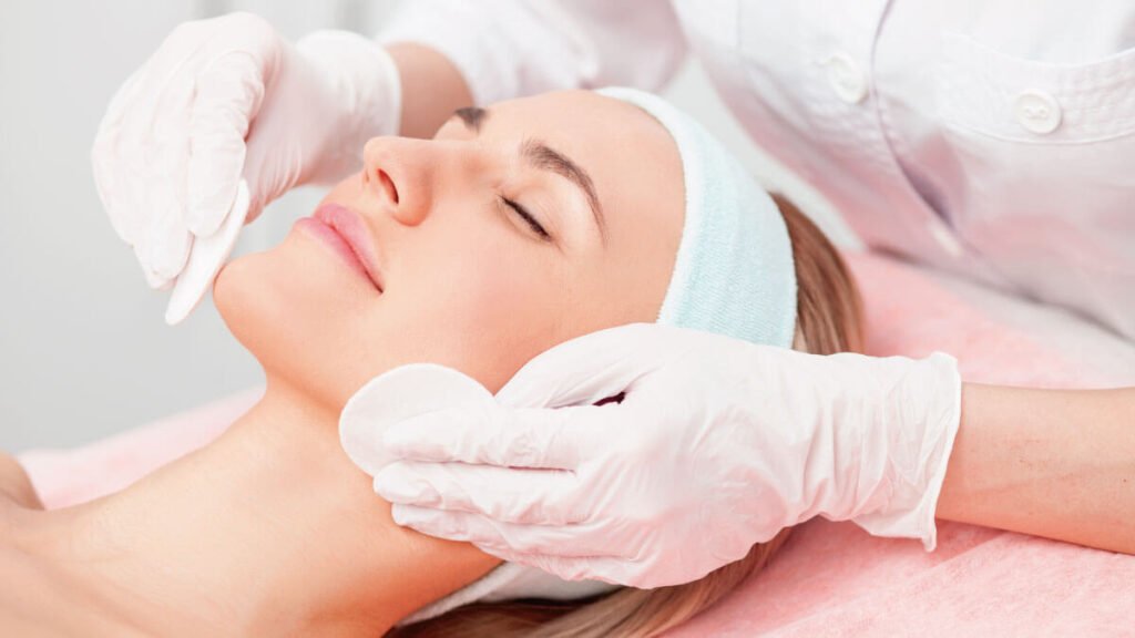 Limpieza-facial-Como-hacer-una-limpieza-facial-en-casa